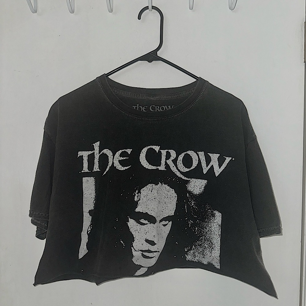 🖤SOLD🖤 The Crow movie women’s crop top shirt